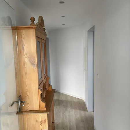 Lichtdurchflutete Mit Direktem Schleiblick